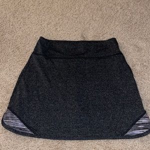M black squart skirt